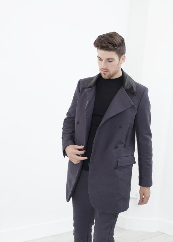 2014-09-14_Spencer_Look_04_18.jpg Taban Coat in Phantom