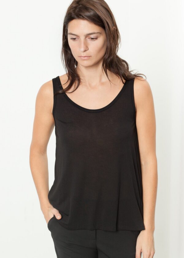 2014_10_25_Lana_Look30_02.jpg Brandy Tank in Black