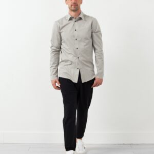 Moun Button Up