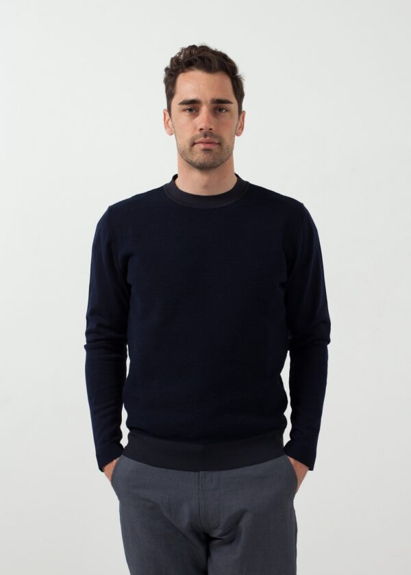 2015-04-03_Jake_Look_05_40595_17969.jpg Girocollo Sweater