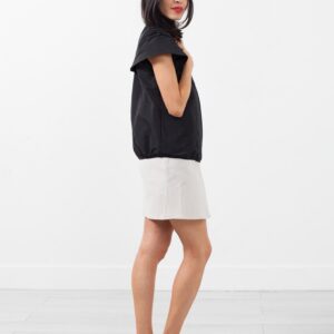 2015-04-08_Ashley_Look21_40703_19274.jpg Sleeveless Cape Jacket