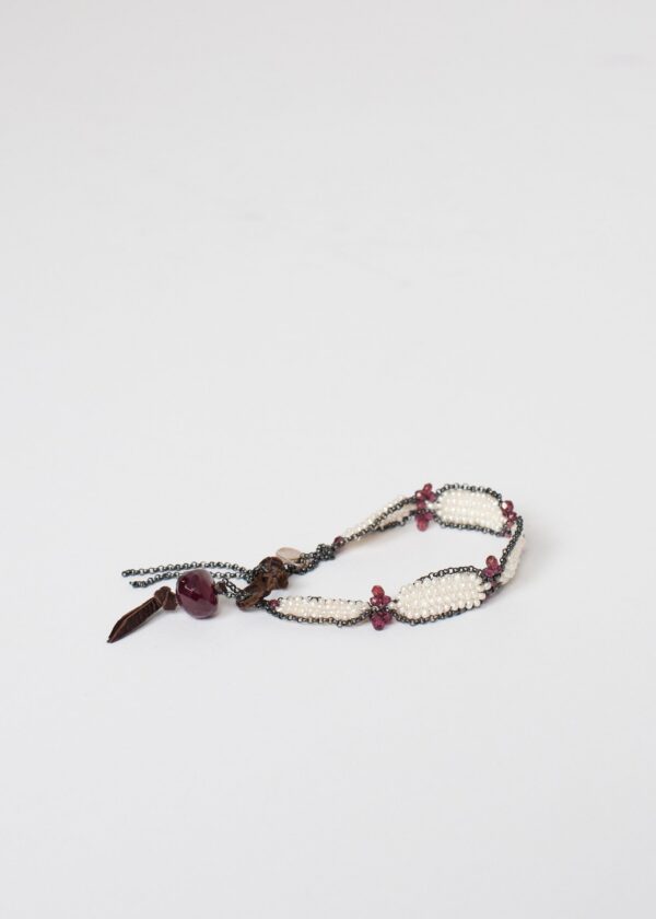 2015-05-08_Laydown_Look1_17078_21574.jpg Garnet Bracelet in Frothy Pearl