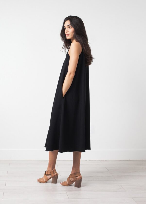 Look_09_20572_1496.jpg Sleeveless Flow Dress