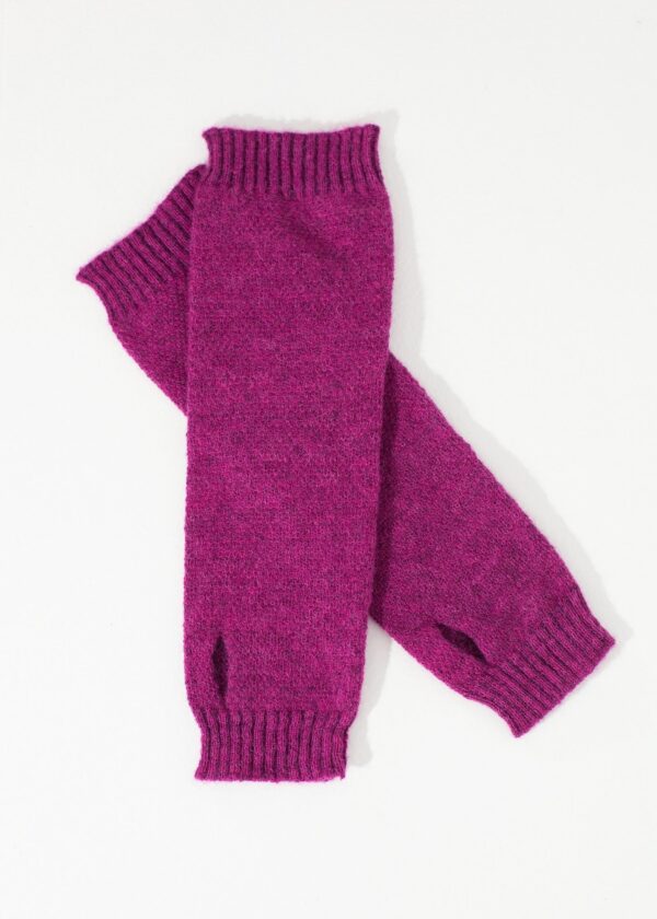 product_knit_pikki-mittens_fuschia02.jpg Pikki Mittens in Fuchsia